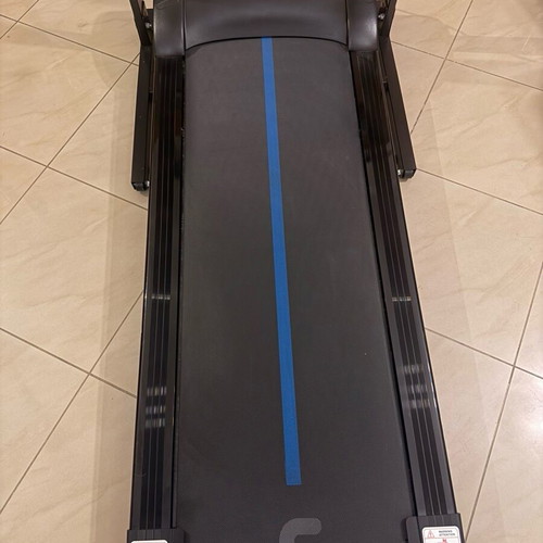 Treadmill new, unused fitness equipment