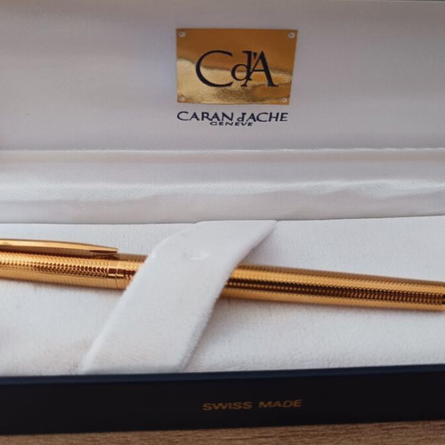 Caran d'Ache Epee Cour de Paris Fountain Pen Nib M 14K new with leather case