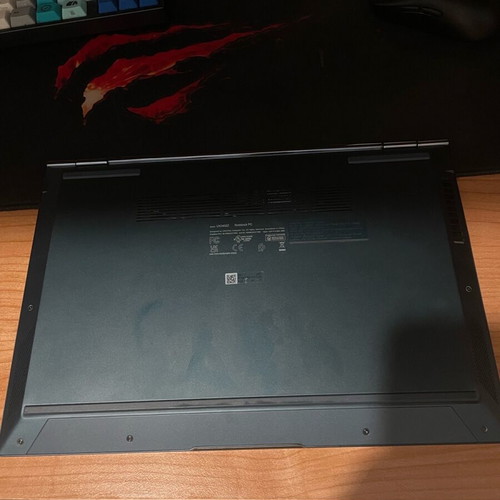 Laptop Asus Zenbook 2023 σαν καινούργιος με Intel i5, 16GB RAM, 512GB SSD