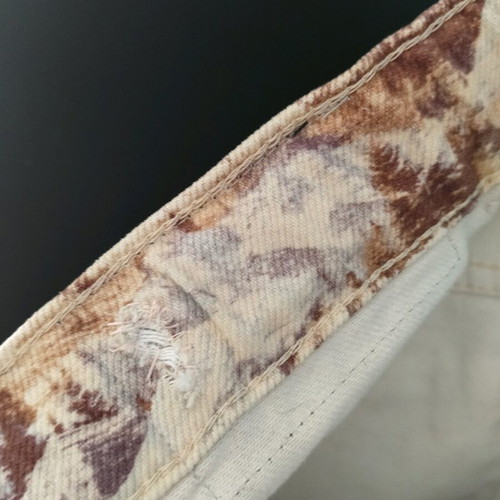 Urban Outfitters high-waisted jeans used with multicolor design