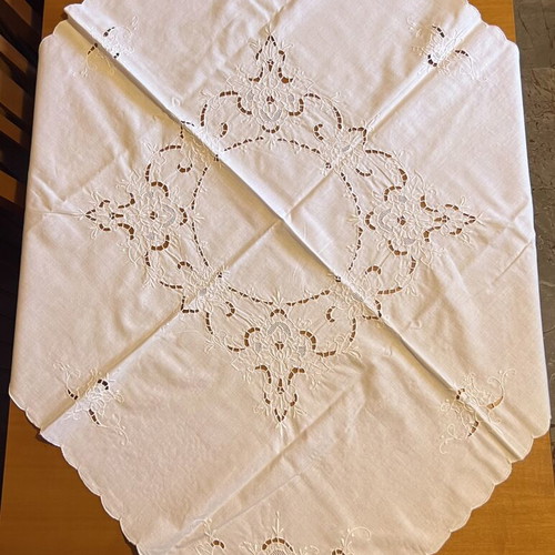 White Cutwork Tablecloth 0.80 x 0.80 m new