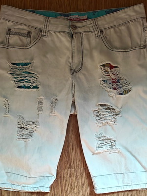 Men's short jeans like new, size M, white and blue