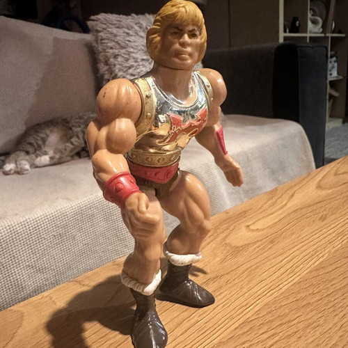 Vintage MOTU Flying Fists He-Man figure used, Mattel 1985
