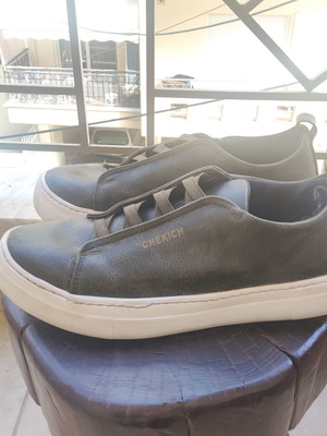 Casual shoes used, green, size 44-45
