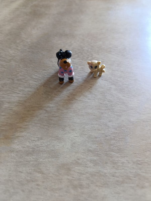 Chi Chi Love dog and Kinder lion used figures miniatures