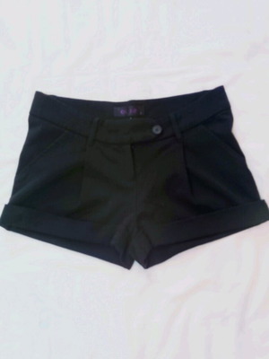 Black shorts like new, comfy, size S