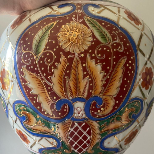 Satsuma vase like new with handmade decoration, large porcelain