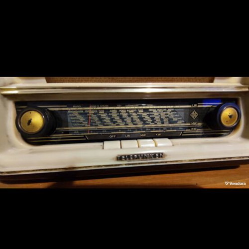 Telefunken Superheterodyne D 647 B vintage radio used