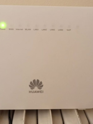 Router Huavei για 100 mbps σαν καινούργιο