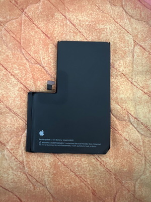 I phone 13 pro max battery authentic used, health 82-84%