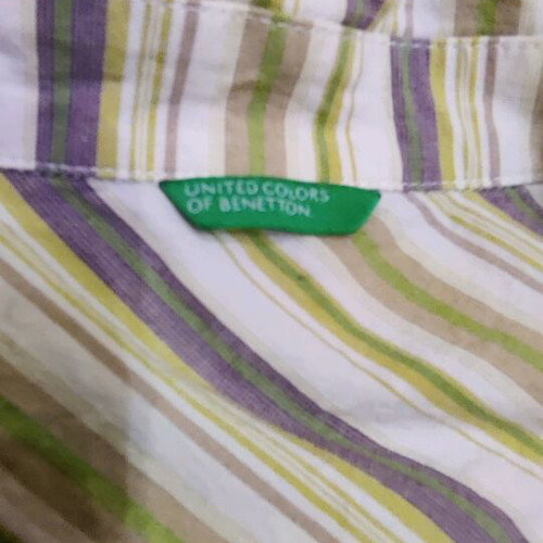 Benetton wrap shirt medium like new, green