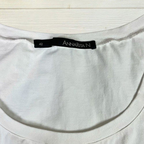 AnnaRita N White Top "You're Despicable" Size 42 like new