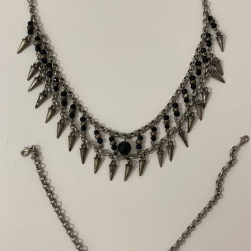 Handmade rock double necklace like new