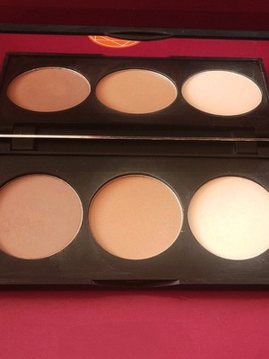 Golden Rose Contour Kit like new with 3 powder shades
