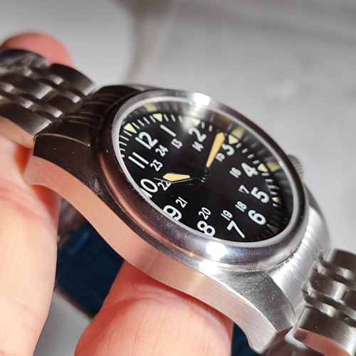 Military style wristwatch, stainless steel, waterproof 100m