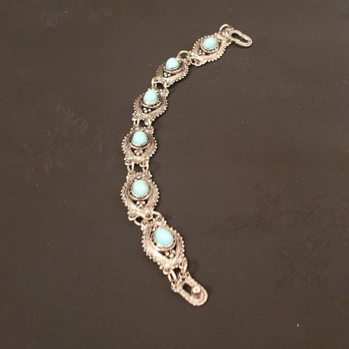 Bracelet used, blue metal