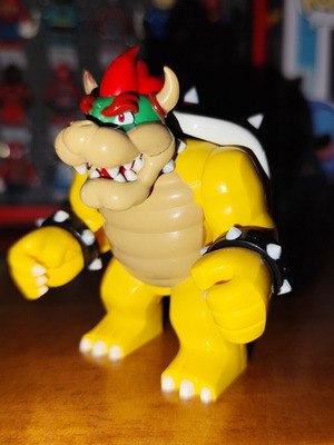 Bowser figure like new from Super Mario videogames