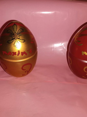 Metal Collectible Eggs Maxim's de Paris Set New