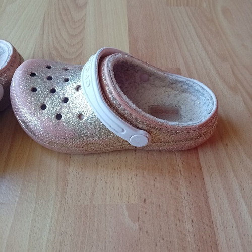 Crocs slippers for girls used, size 28, pink and gold
