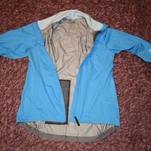 Gore Wear C5 Gore Tex Jacket women size L EU 40 like new, blue