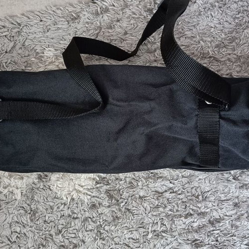 King Best camera tripod like new with case