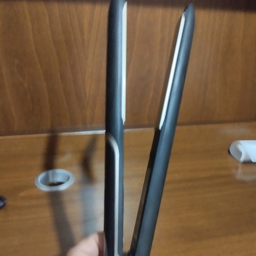 Hair straightener almost unused