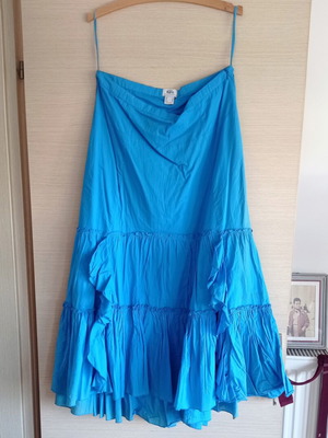 Gipsy long turquoise skirt with ruffles like new