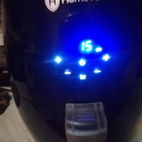 Air Fryer like new, 2.5L electronic with 6 programs