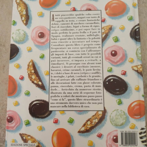 La Cucina Italiana - La Pasticceria hardcover, unused, like new