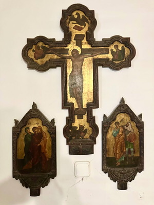 Handmade iconostasis cross with lamentations, like new, gilded wood