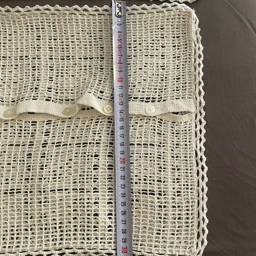 Embroidered pillowcases in excellent condition
