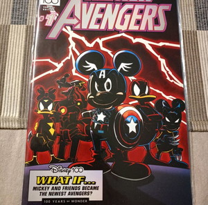 Disney 100 - Marvel / The new Avengers (Variant edition #1)