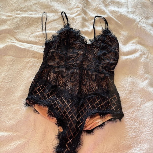 Bodysuit new black lace with zipper