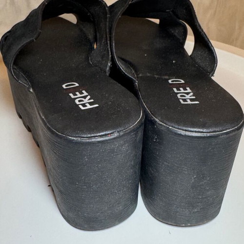 Keep Fred women's platform shoe black suede high double sole size 39 used