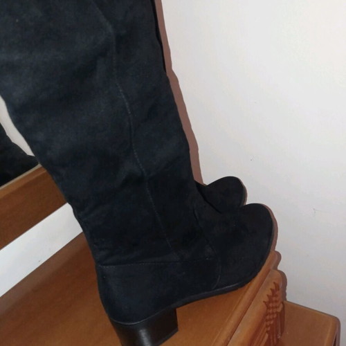 Over-the-knee boots like new, black, size 40