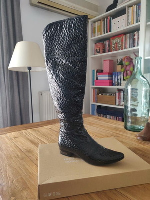Anthracite croko boots like new, size 37.5