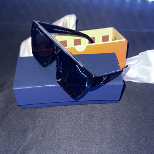 LV black sunglasses