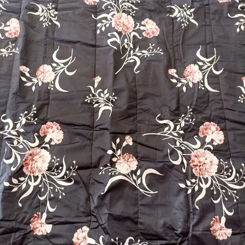 Quilt new 1.56x2.20 with polyester filling