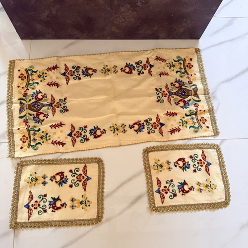 Hand embroidery cross stitch set, like new, 42x82 and 25x33 cm