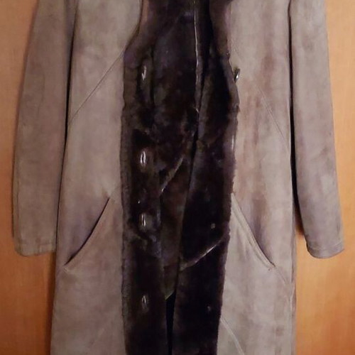Mouton coat brown like new, genuine leather and fur, size M