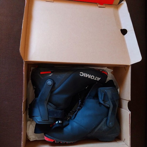 Atomic Pro S2 Nordic Ski Boots like new, compatible with Salomon