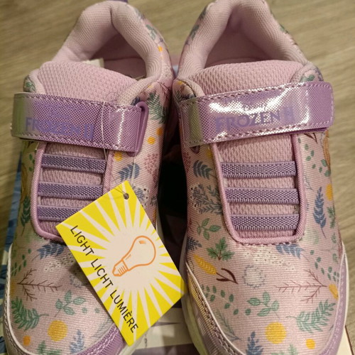 Frozen District kids athletic shoes new, size 32