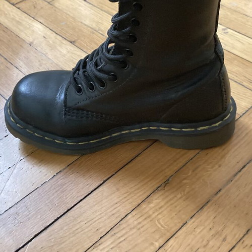 Doc Martens 1919 boots with metal toe used, size 36, black