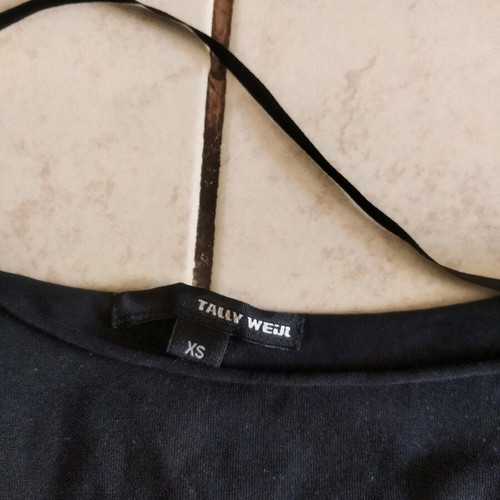 Set of 2 black blouses like new, sizes XXS and XS