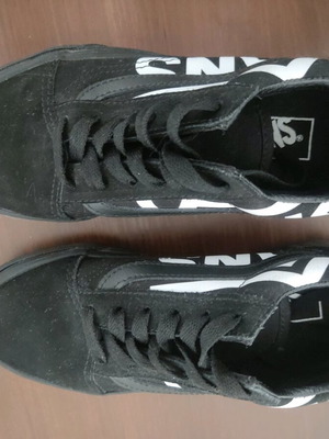 Παπούτσια Vans παιδικά μαύρα νούμερο 32 σαν καινούργια
