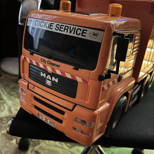 MAN City Cleaner Toy Truck Dickie Toys like new with recycling bin