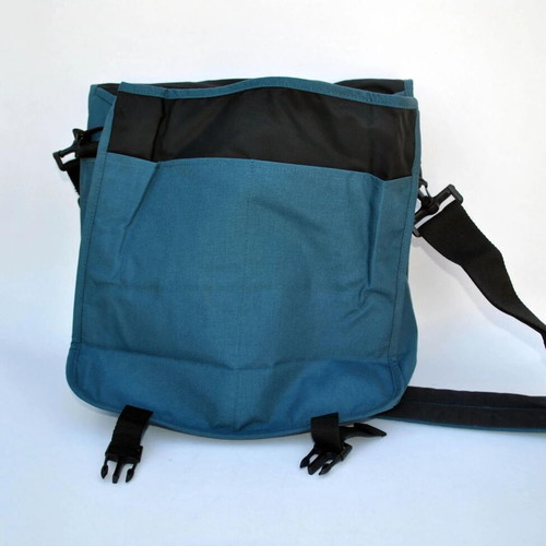 Eastpak Vintage Messenger Bag Blue Shoulder Laptop Y2K, like new