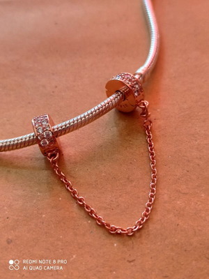 Pandora charm chained original, gold color, new