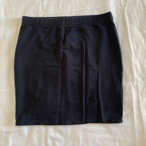 Black tight skirt like new, size S