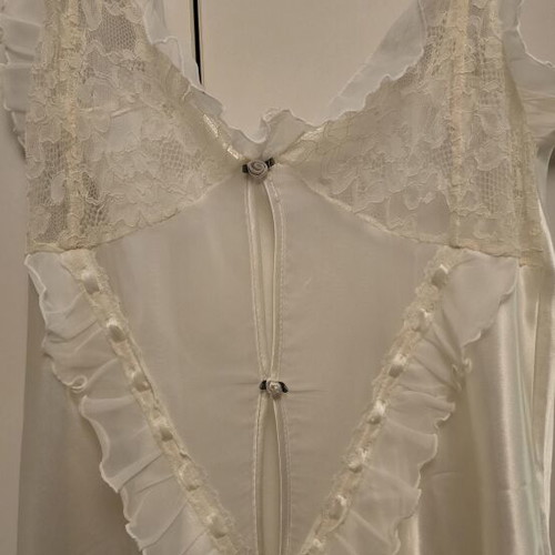 Tres Jolie satin nightgown set like new, size L